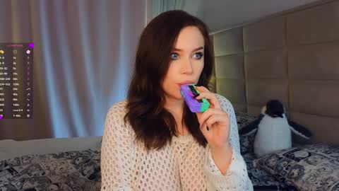 Teri  My favorite vibes 77 101 222 666 online show from 03.12.25