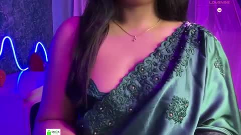 Snapshot of quest_queen chatting on 04.30.26 zaara online show from 04.30.26
