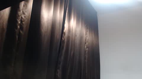 oilypanda online show from 02.12.25