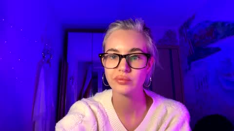 Snapshot of qusi28 chatting on 02.06.25 qusi28 online show from 02.06.25