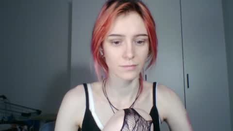 Snapshot of quyenpollio chatting on 06.28.26 Lana Pollio online show from 06.28.26
