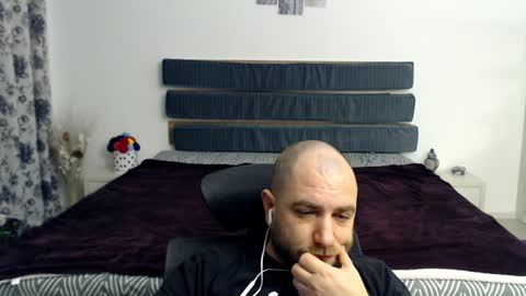 R0bila online show from 01.29.25