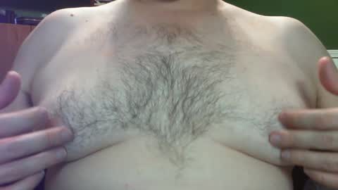 Snapshot of r3alon chatting on 02.21.25 Re-on online show from 02.21.25