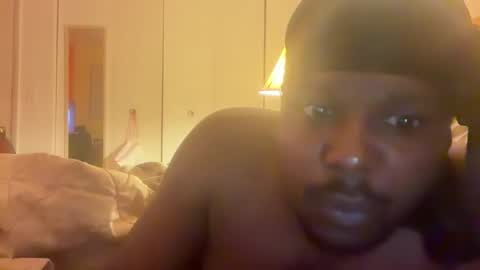 Snapshot of ra1nstorm chatting on 02.14.26 RA1NST0RM online show from 02.14.26