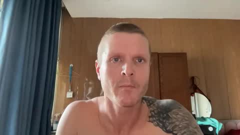 rabbit_eyes69 online show from 11.12.25