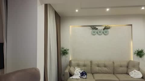 Snapshot of rabbits_couple chatting on 11.09.25 Jess John online show from 11.09.25