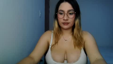 Snapshot of racchell_g22 chatting on 07.09.26 Racchell g22 online show from 07.09.26