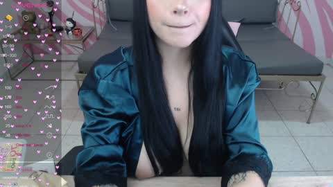Snapshot of rachel_deal chatting on 12.23.24 Rachel online show from 12.23.24