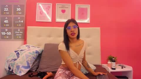 Rachel Donnelly online show from 09.16.25