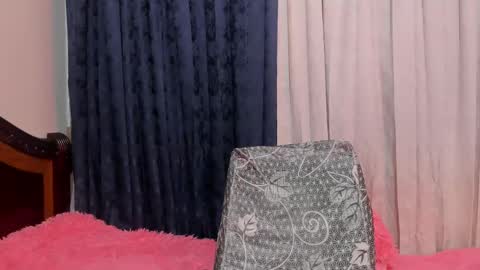 Snapshot of rachel_dubois chatting on 01.12.25 Rachel online show from 01.12.25