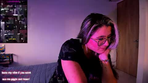 Rachel Foss online show from 12.26.24