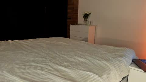 Sherryl online show from 04.06.26