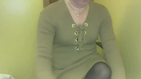 Snapshot of rachelcrossxo chatting on 03.20.26 RachelCrossXO online show from 03.20.26