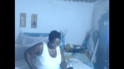 Snapshot of rachelexoticgirl chatting on 10.02.25 rachelexoticgirl online show from 10.02.25