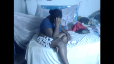 Snapshot of rachelexoticgirl chatting on 10.06.25 rachelexoticgirl online show from 10.06.25