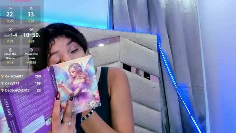 Snapshot of rachell_grey_ chatting on 05.20.26 Rachel online show from 05.20.26