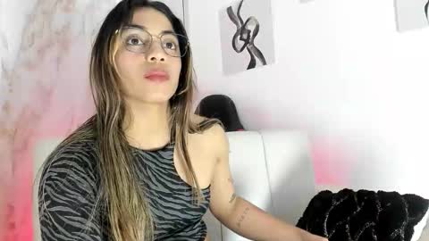 rachell_owen online show from 11.22.25