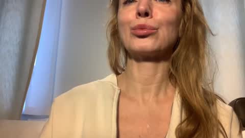 Rachel online show from 01.15.25