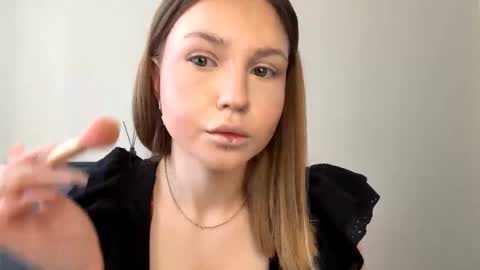 Snapshot of rachellemontag chatting on 03.02.26 Alex online show from 03.02.26