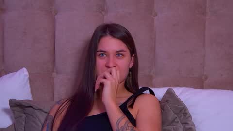 RachellSimpson online show from 01.24.25