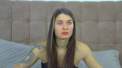 Snapshot of rachellsimpson chatting on 01.19.26 RachellSimpson online show from 01.19.26