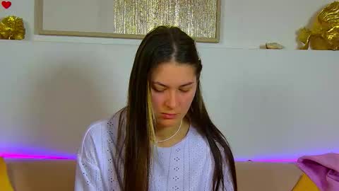 Snapshot of rachellsimpson chatting on 02.18.26 RachellSimpson online show from 02.18.26