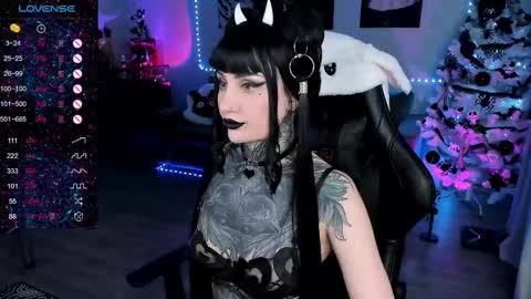 Snapshot of rachelqueen_ chatting on 02.09.25 Miko Pleasee help me get 100 likes online show from 02.09.25