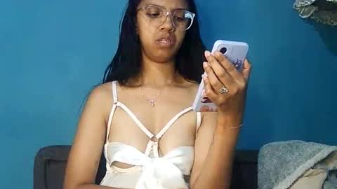 RachelShiny online show from 04.27.26