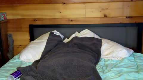 Snapshot of rachelxprice chatting on 02.20.25 Rachel Price online show from 02.20.25