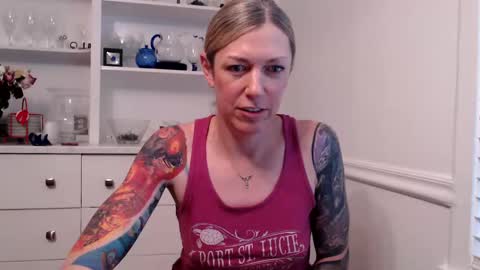 Racy Tracy online show from 01.30.25