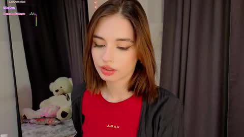 Snapshot of radaberesford chatting on 10.11.25 Rada  o online show from 10.11.25