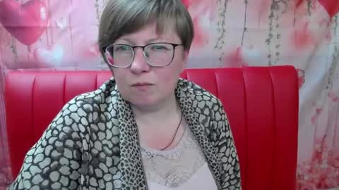 Snapshot of radachudna chatting on 04.19.26 RadaChudna online show from 04.19.26