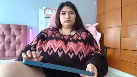 radiantgoddes online show from 01.03.25