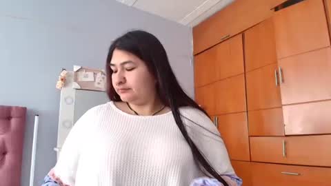 radiantgoddes online show from 01.08.25