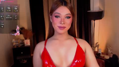 Snapshot of raeganclinton chatting on 06.14.26 raeganclinton online show from 06.14.26