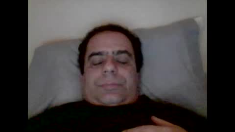 Snapshot of rafabit chatting on 12.21.25 rafabit online show from 12.21.25