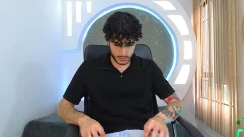 R A F A E L online show from 09.19.25