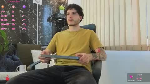 R A F A E L online show from 03.29.26