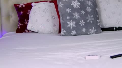 Snapshot of ragazzabellaa chatting on 11.26.25 Monica online show from 11.26.25