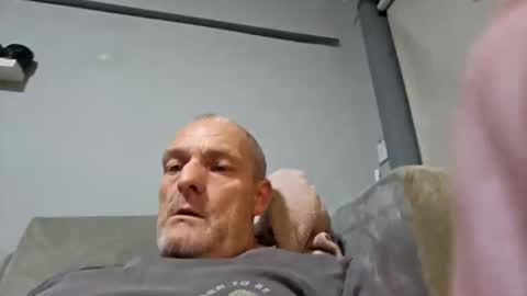 Snapshot of ragingzef69 chatting on 04.19.26 Bigthickdickinvic online show from 04.19.26