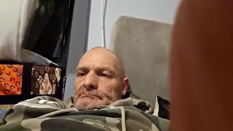 Snapshot of ragingzef69 chatting on 05.20.26 Bigthickdickinvic online show from 05.20.26