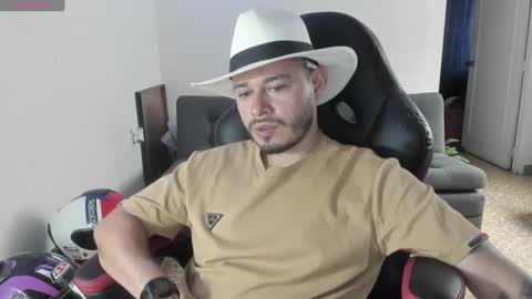 Snapshot of ragnar_lothbrok77 chatting on 09.11.25 ragnar_lothbrok77 online show from 09.11.25