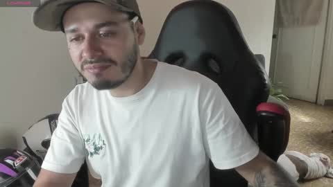 Snapshot of ragnar_lothbrok77 chatting on 09.15.25 ragnar_lothbrok77 online show from 09.15.25