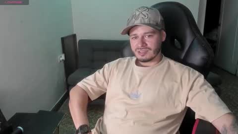 Snapshot of ragnar_lothbrok77 chatting on 09.24.25 ragnar_lothbrok77 online show from 09.24.25