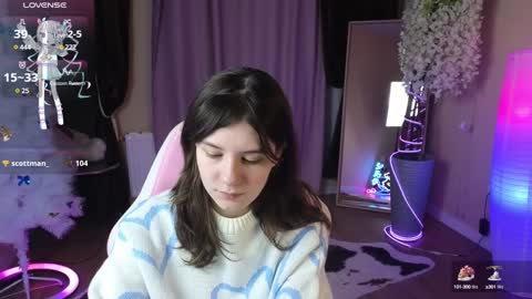 Snapshot of raiden_maid chatting on 01.10.25 Betty online show from 01.10.25