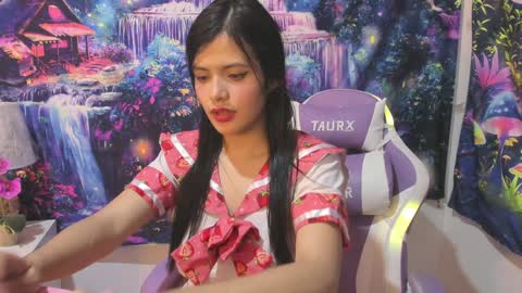 Snapshot of rainbow__coockie chatting on 01.18.25 rainbow__coockie online show from 01.18.25