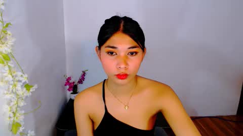 raindrizzle1706 online show from 11.25.25