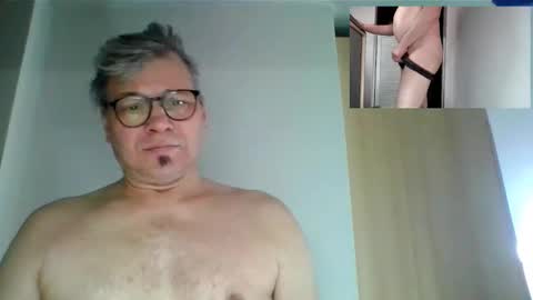 Snapshot of rainer70iger2 chatting on 12.14.24 Rainer online show from 12.14.24