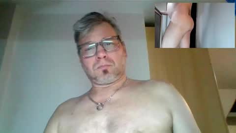 Snapshot of rainer70iger2 chatting on 12.22.24 Rainer online show from 12.22.24