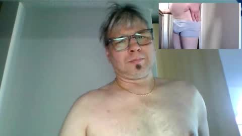 Snapshot of rainer70iger2 chatting on 12.28.24 Rainer online show from 12.28.24